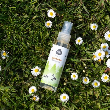 Webshopoutdoorskinsprayopgras1